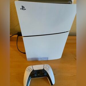 ps 4 brand new box also
